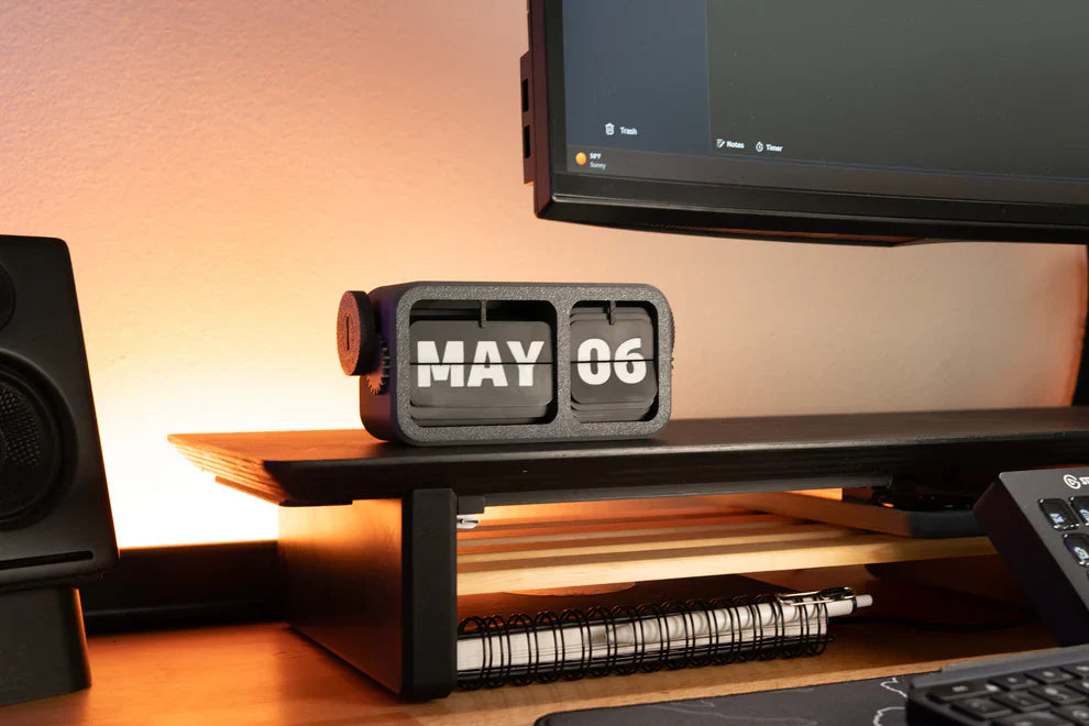 desk accessories