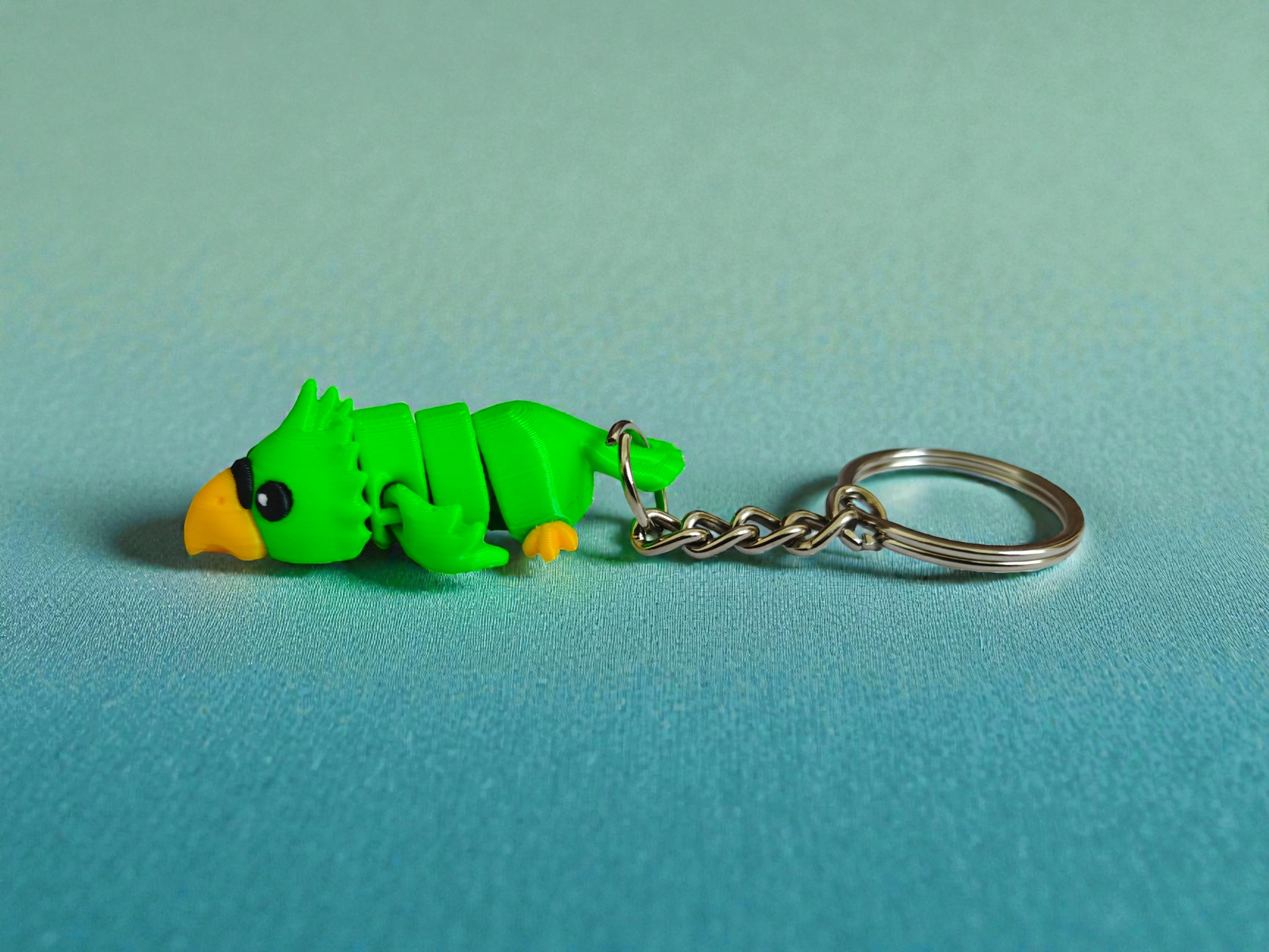 3D Printed flexi Parrot keychain