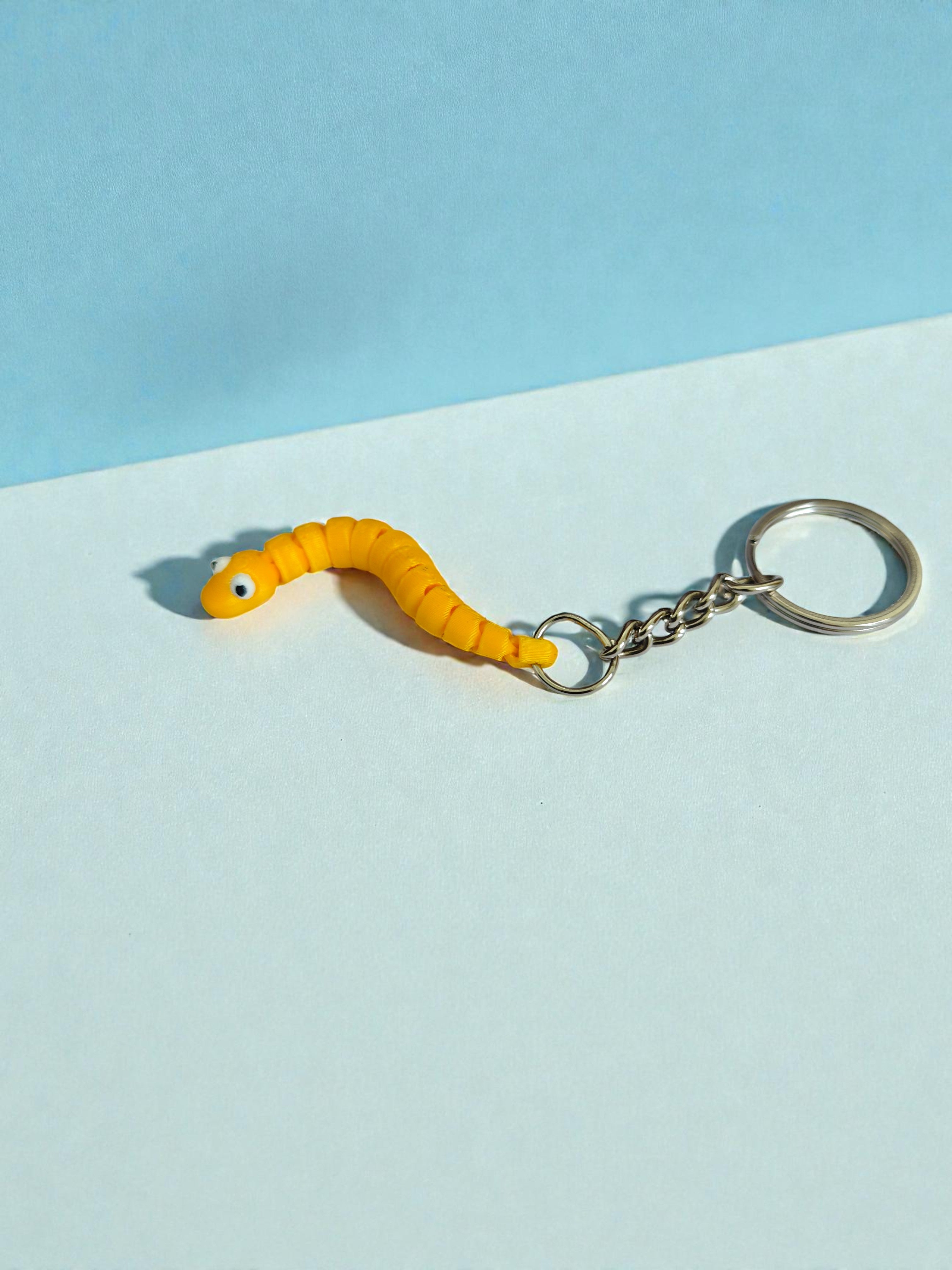 3D printed flexi Worm keychain