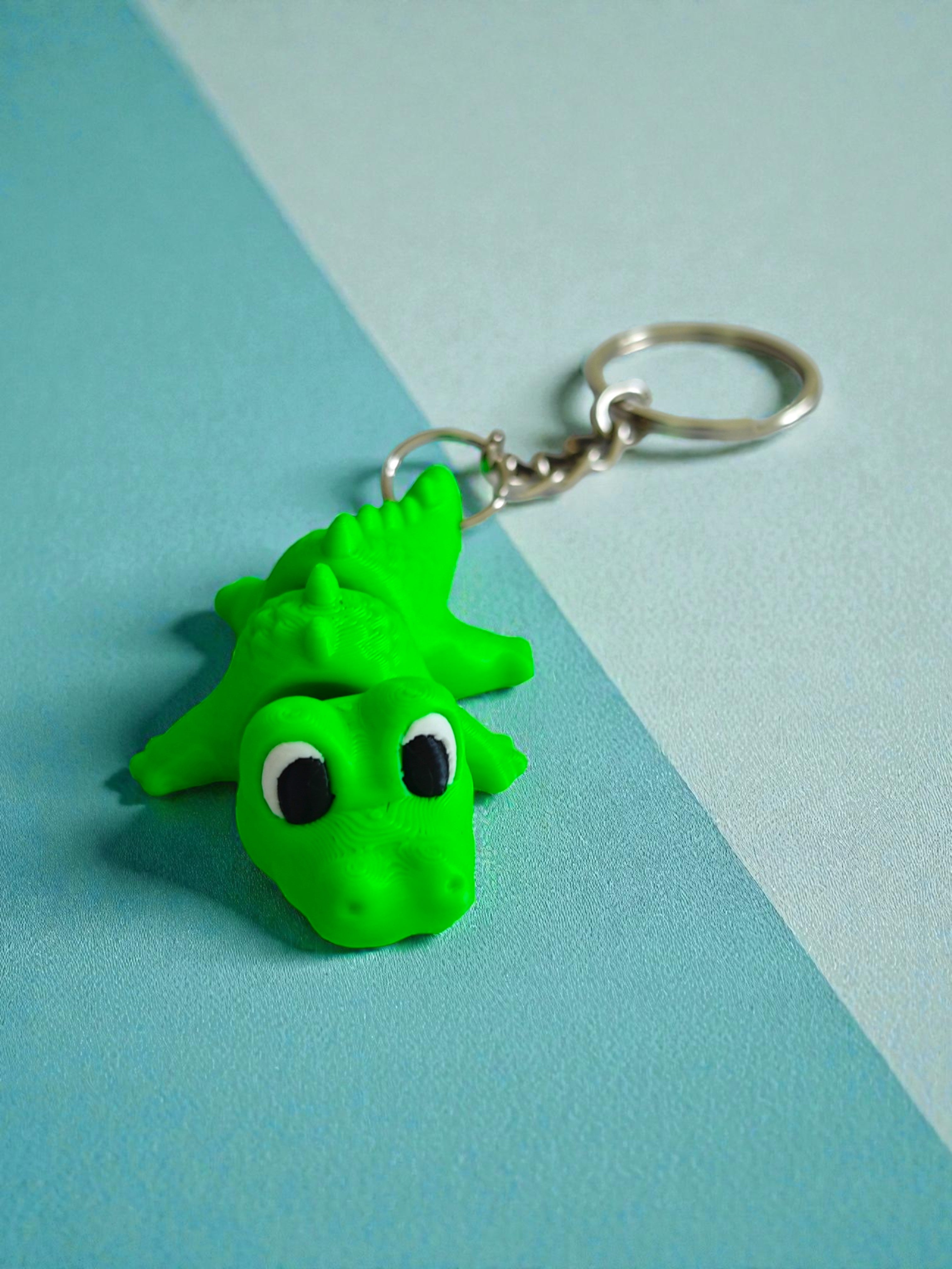 3D Printed flexi cute aligator keychain