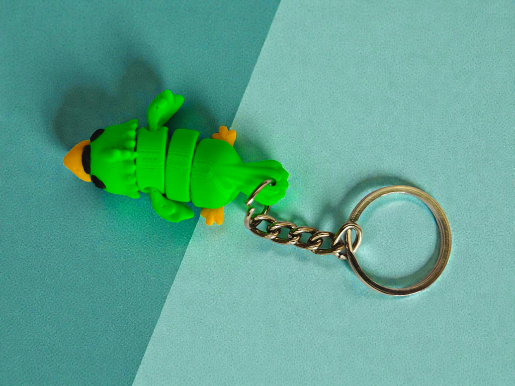 3D Printed flexi Parrot keychain
