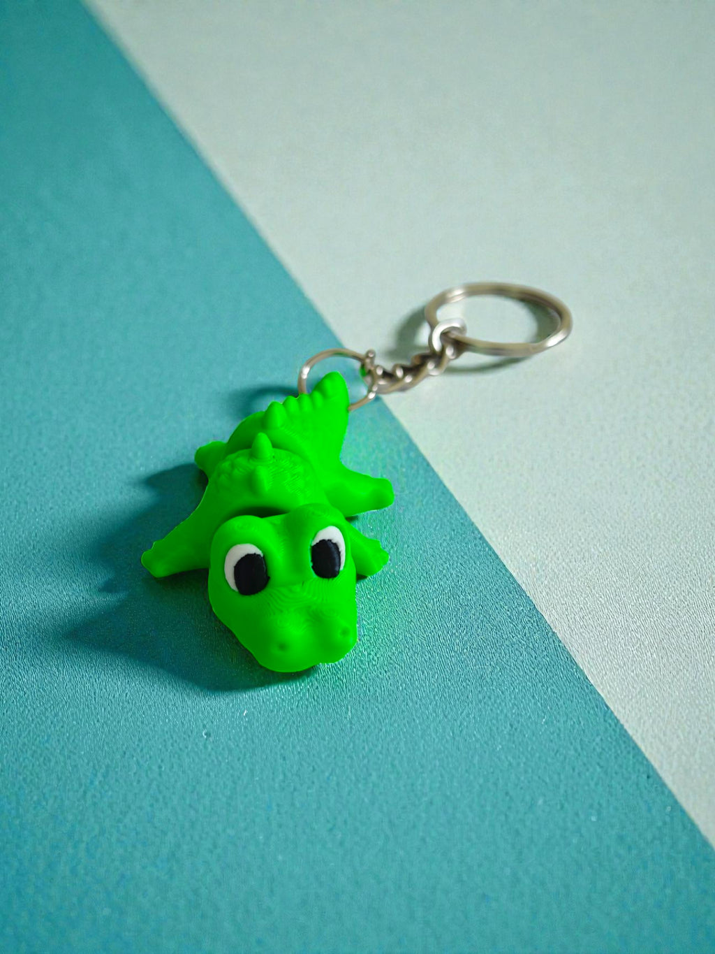 3D Printed flexi cute aligator keychain